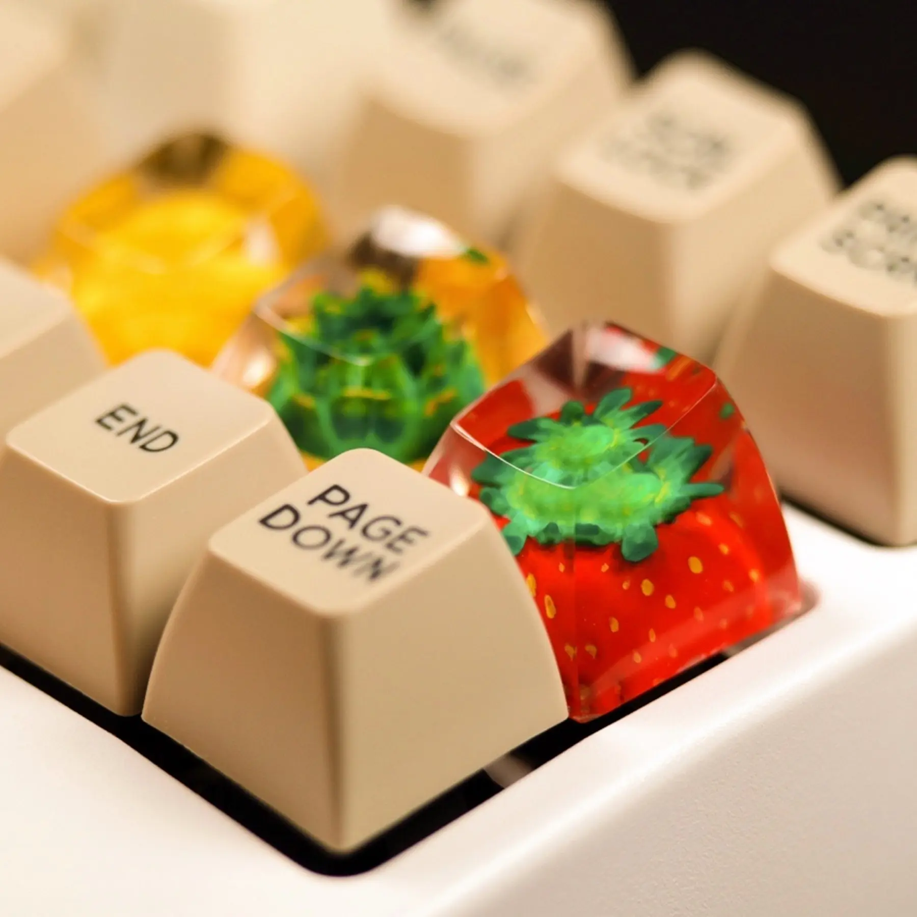 Cartoon Animation Game Resin Keycap Fruit Keycaps Cute Beauty Transparent Personalized Custom Gift Mechanical Keyboard Keycaps