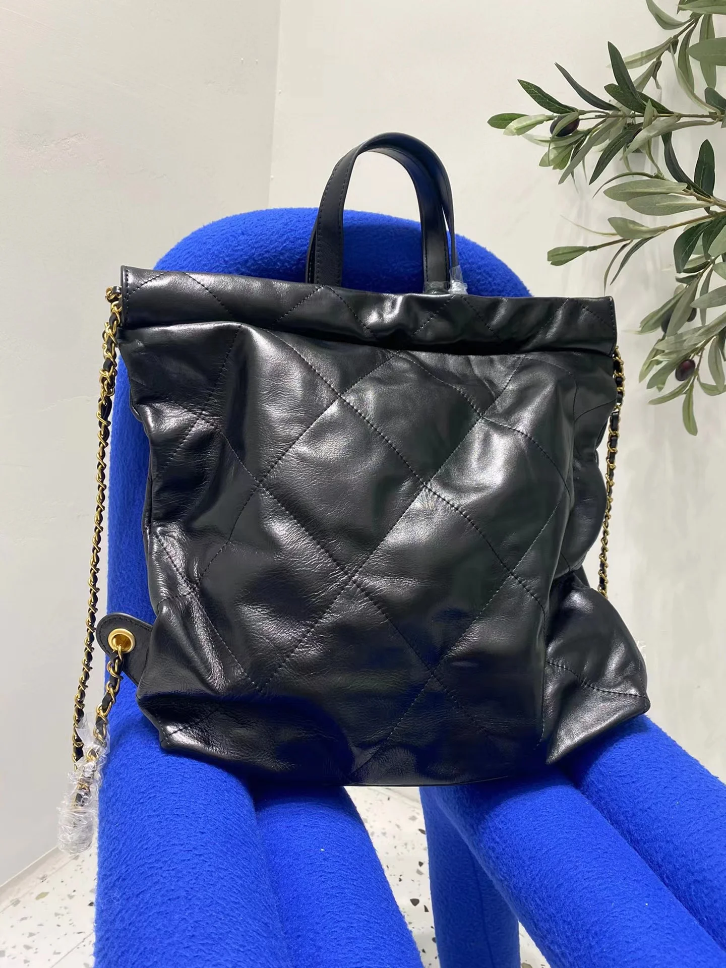 

2022 New Fashion Classic Diamond Check Large Capacity Handbag Commuter Versatile Chain One Shoulder Diagonal Cross Bag