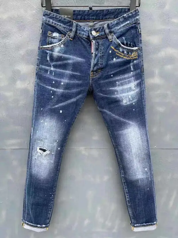 

Autumn and winter new Dsquared2 jeans ripped pants trousers motorcycle jeans men and women with the same paragraph Dsq026