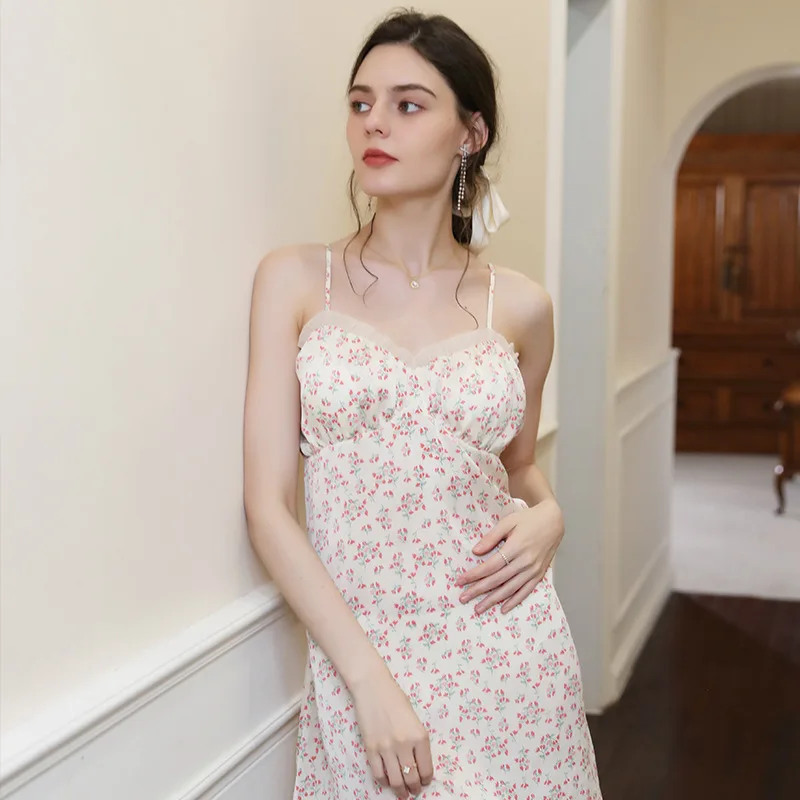 

2022 Women Sexy Spaghetti Strap Floral Silk Nightie Dress Summer Sleeveless Print Nightdress Sweet Lace V Neck Short Nightgowns