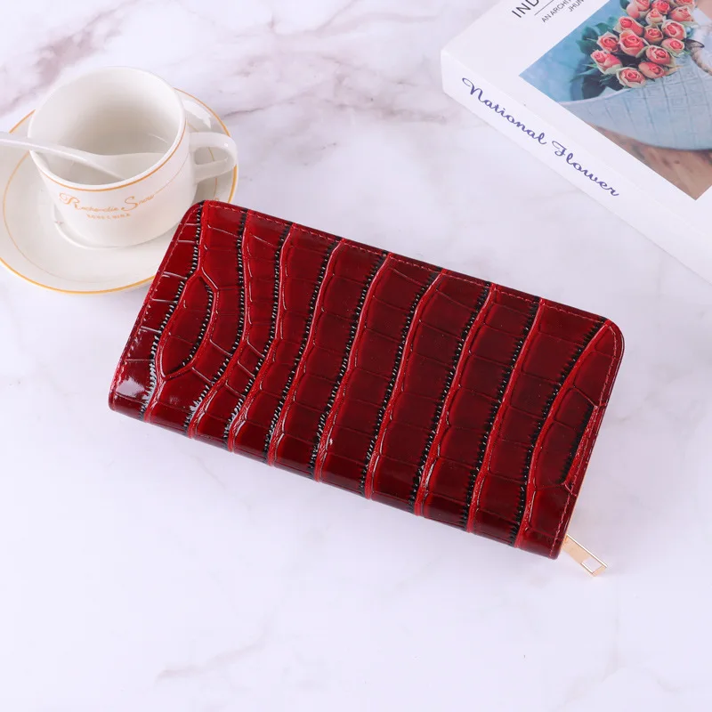 Leather Wallet for Women Multifunctional Fashion Clutch Bag Crocodile Pattern Long Money Pouch Coin Purse Zipper Phone Bag Gift