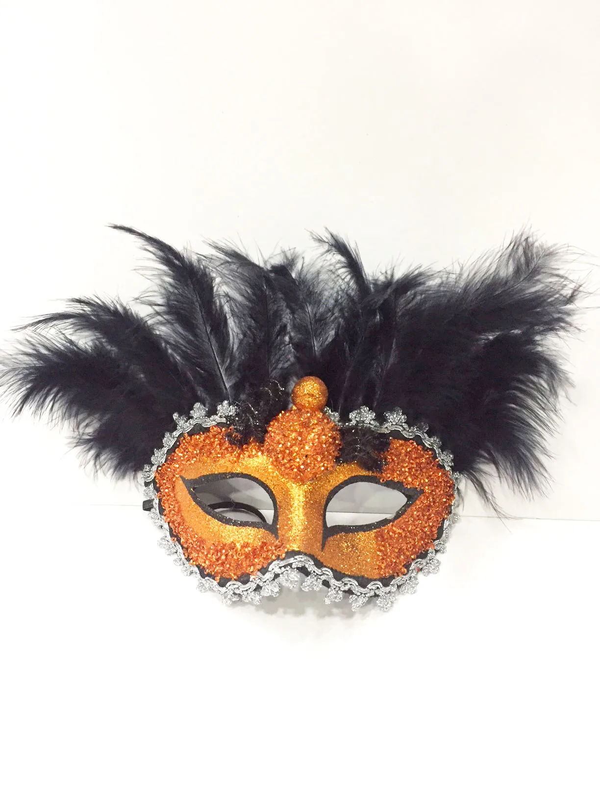 

Оранжевая маска для вечерние с изображением паука