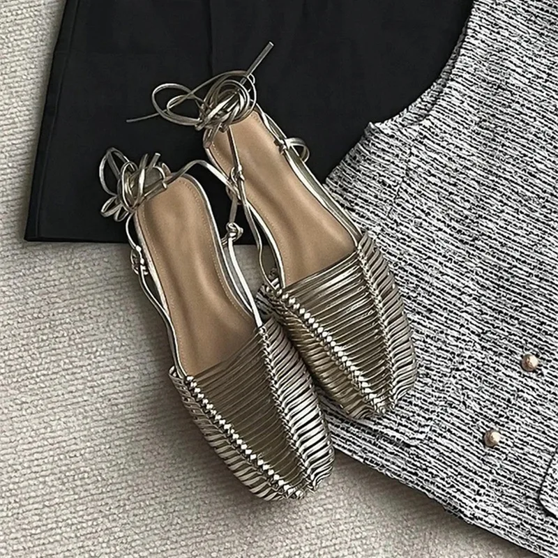 Сандалии с ремешком на щиколотке плетеные тапочки плоской подошвой круглым