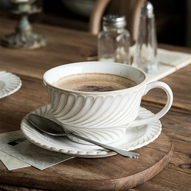 

Reusable Coffee Cups Saucers Espresso Vintage Aesthetic Travel Cups Porcelain China Kitchen Drink Ceramica Tea Cups Saucer Sets