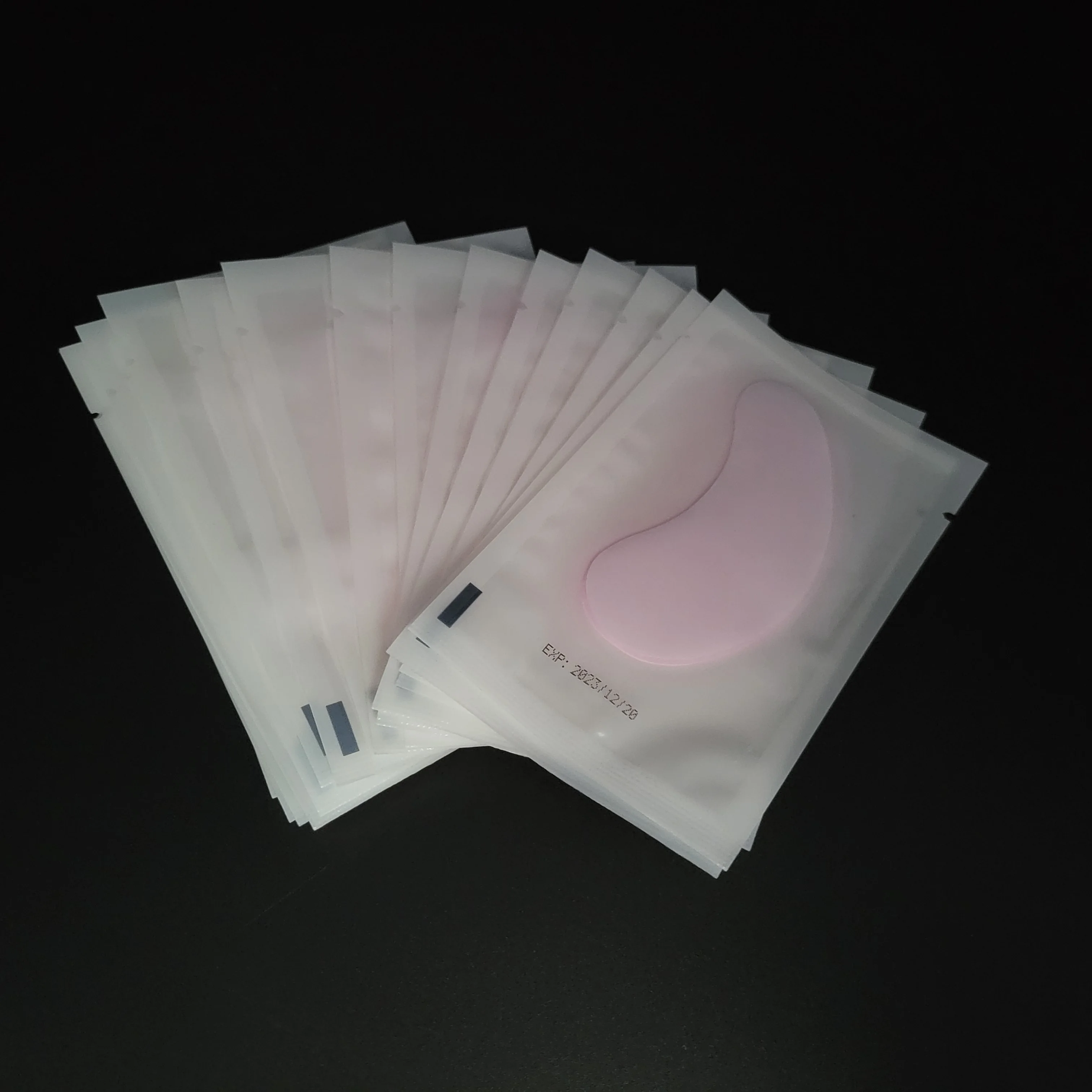 Накладки под глаза ярко-розовые бумажные для наращивания ресниц 50 пар |