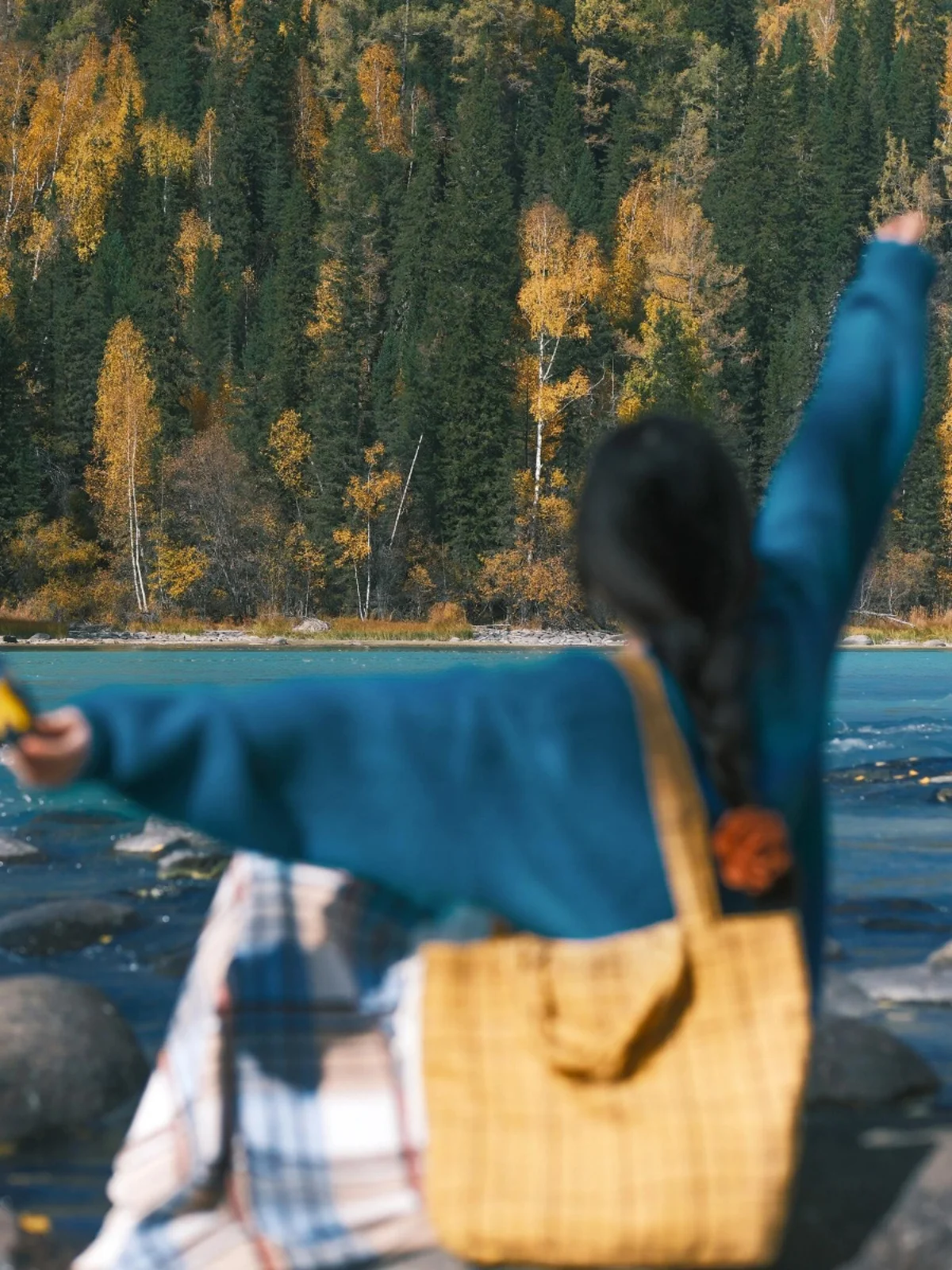 Женский вязаный кардиган средней длины Artistic Blue ~ Mori Look Lake осень 2024 свободная