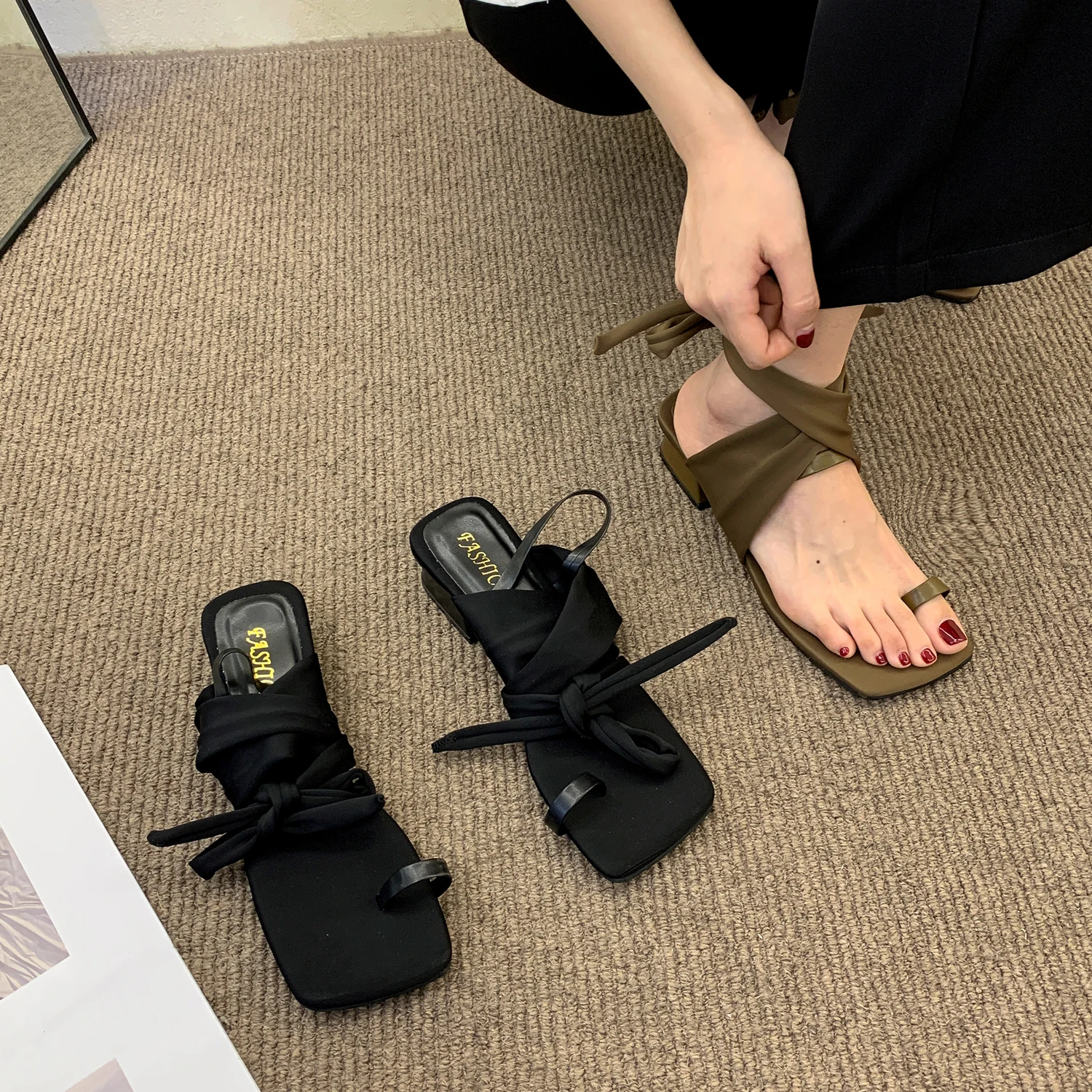 

Square Toe Block Heels Flip Flops Platform Beige Heeled Sandals All-Match Cross-Shoes Med 2022 Summer Chunky Corrective Black H