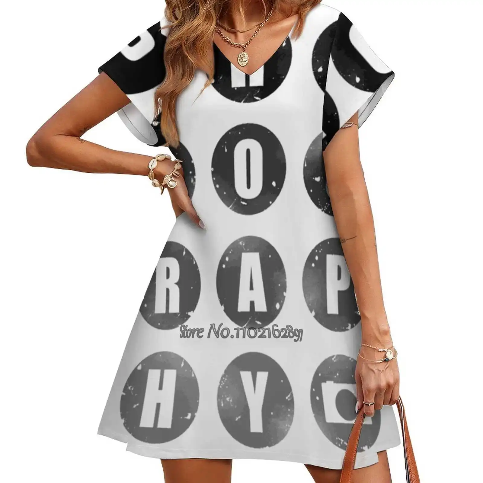 

Женская юбка с V-образным вырезом, трапециевидной формы