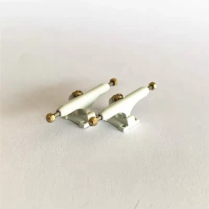 

Твердые самосвалы для фингербордов 32 мм, новые Одноосные подъемники с фиксирующими гайками