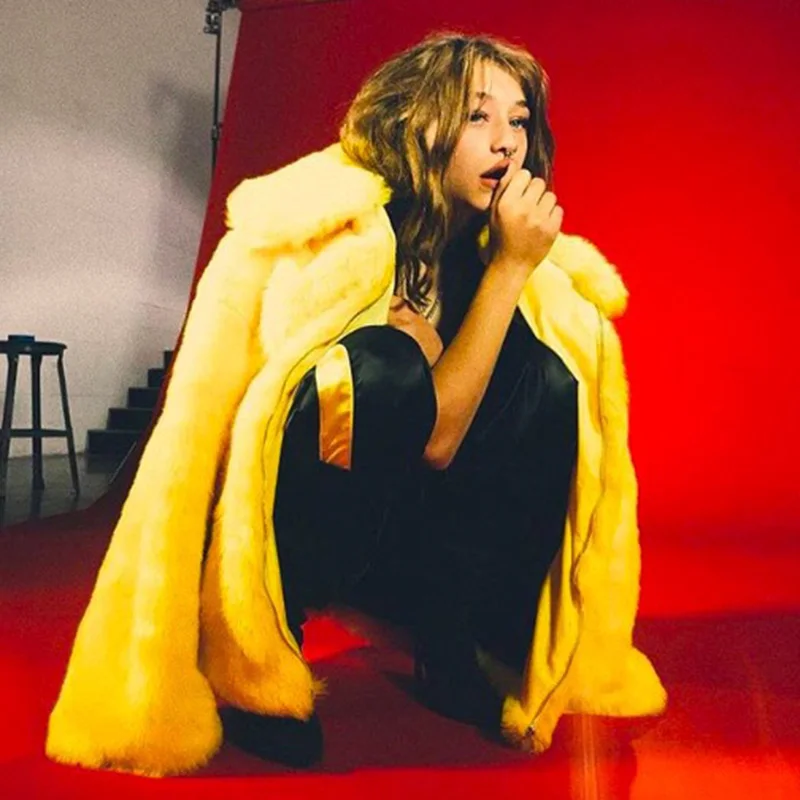 Turn Down Collar Rabbit Fur Faux Fur Coat Women Winter Fashion Jacket Furry Long Sleeve Top 2022 Ladies Plush Teddy Coat Outwear