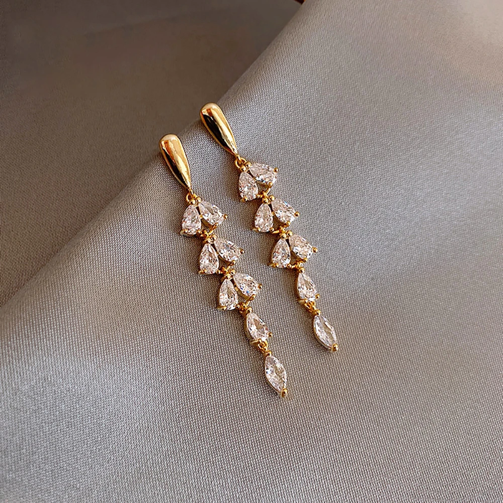 

New2023 Zircon Tassel Leaf Shape Gold Color Earrings For Womans New Fashion Jewelry Wedding Party Unusual Girl's Luxury Earrings