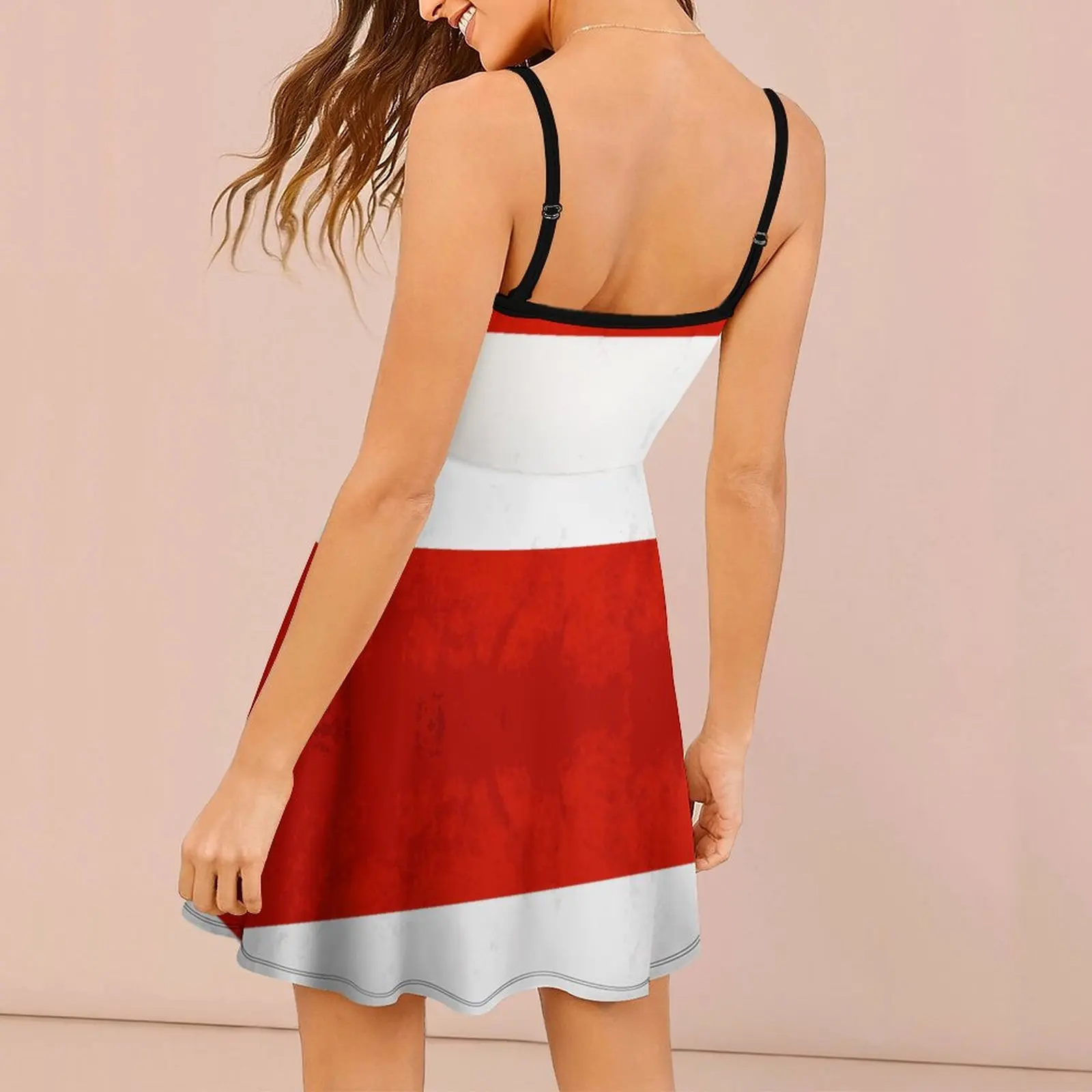 Экзотическое женское платье на бретельках с австрийским флагом и национальным