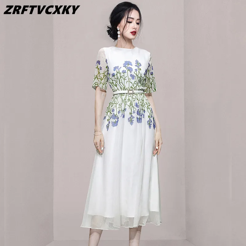 ZRFTVCXKY Women's White Print Dresses New Autumn Fashion Temperament Short Sleeve Korean Ladies Office Casual Simple Long Dress