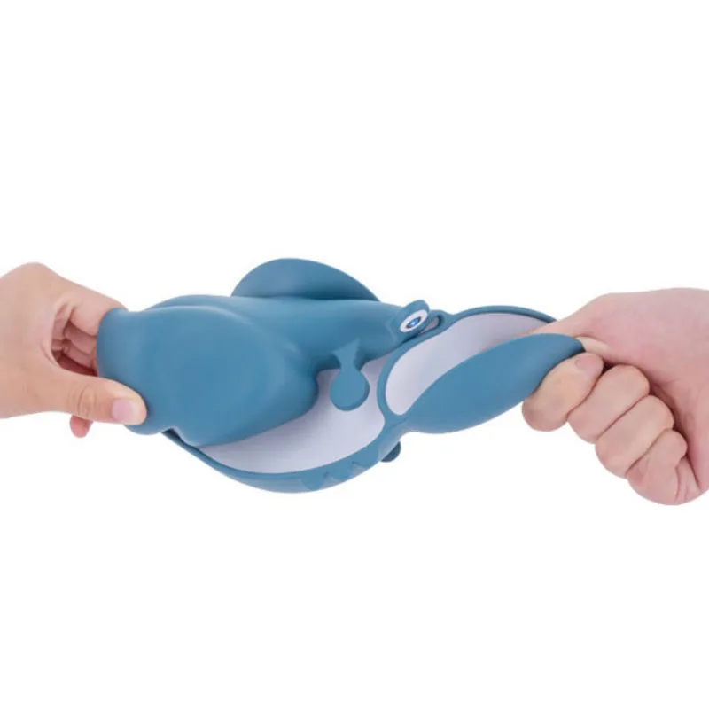 Детские миски тарелки ложки силиконовая посуда столовые приборы не содержит