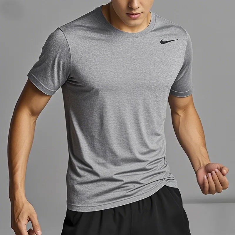 Фото Мужская свободная повседневная футболка Nike с круглым вырезом, хлопковая, дышащая, для занятий спортом, фитнесомбегом скоротким №1