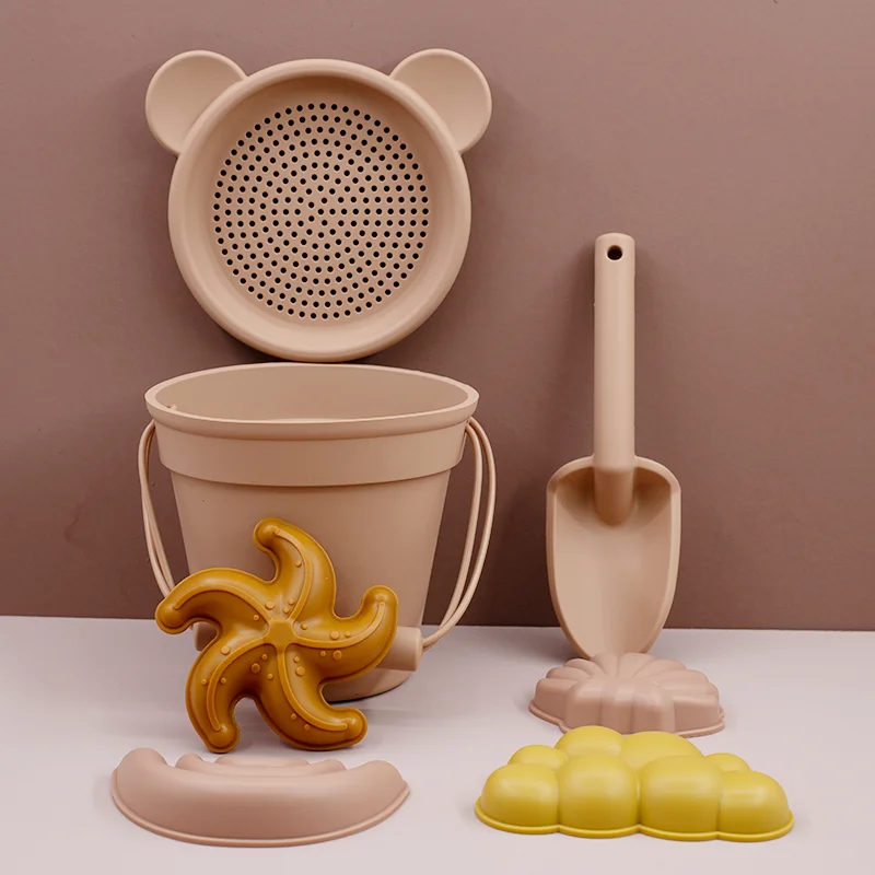 

Children Summer Toys with Cute Animal Model Ins Seaside Beach Toys Rubber Dune Sand Mold Tools Sets Baby Bath Toy Kids Swim Toy