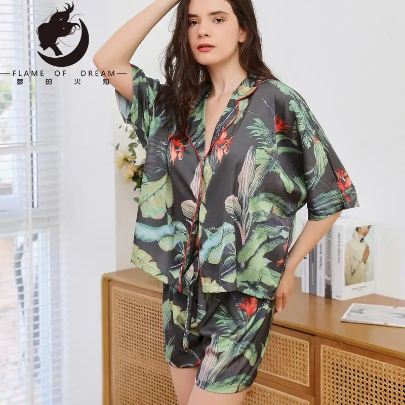 Flame Of Dream 2022 Summer New Ice Silk Pajamas Women's Thin Short Sleeved Shorts Two-piece Suit  Home Clothes 221572