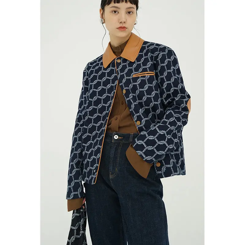 Женская бейсбольная куртка с отложным воротником |