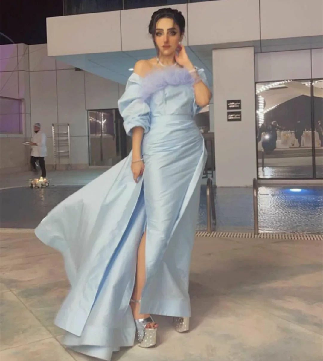 

Long Light Blue Taffeta Evening Dresses With Feathers Sheath Ankle LengtSweep Train Prom Gowns Robes de soirée Party Dress