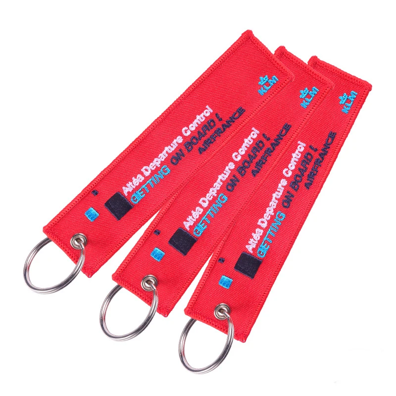 

Вышитый брелок для ношения на доске