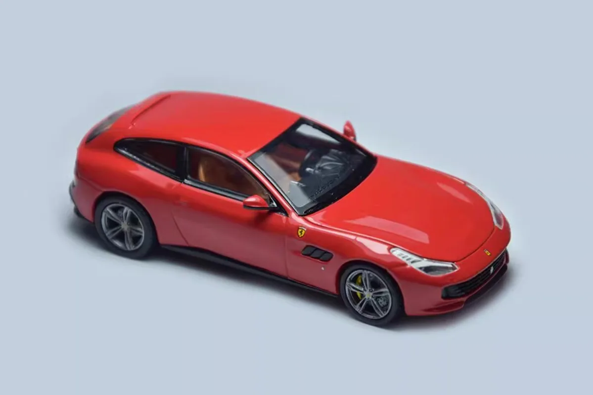 Литая под давлением модель суперкара Ferrari GTC4 Lusso из сплава гоночного автомобиля
