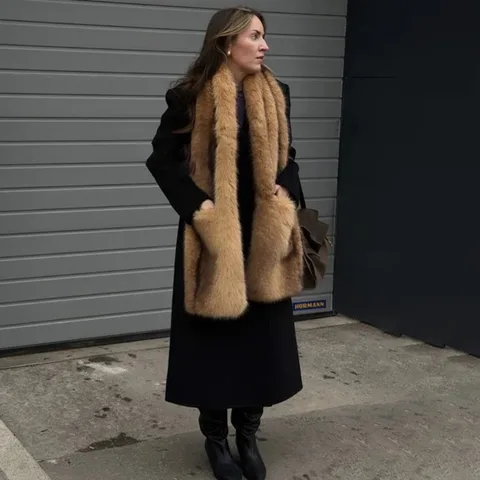 Шарф из искусственного меха BJTZ