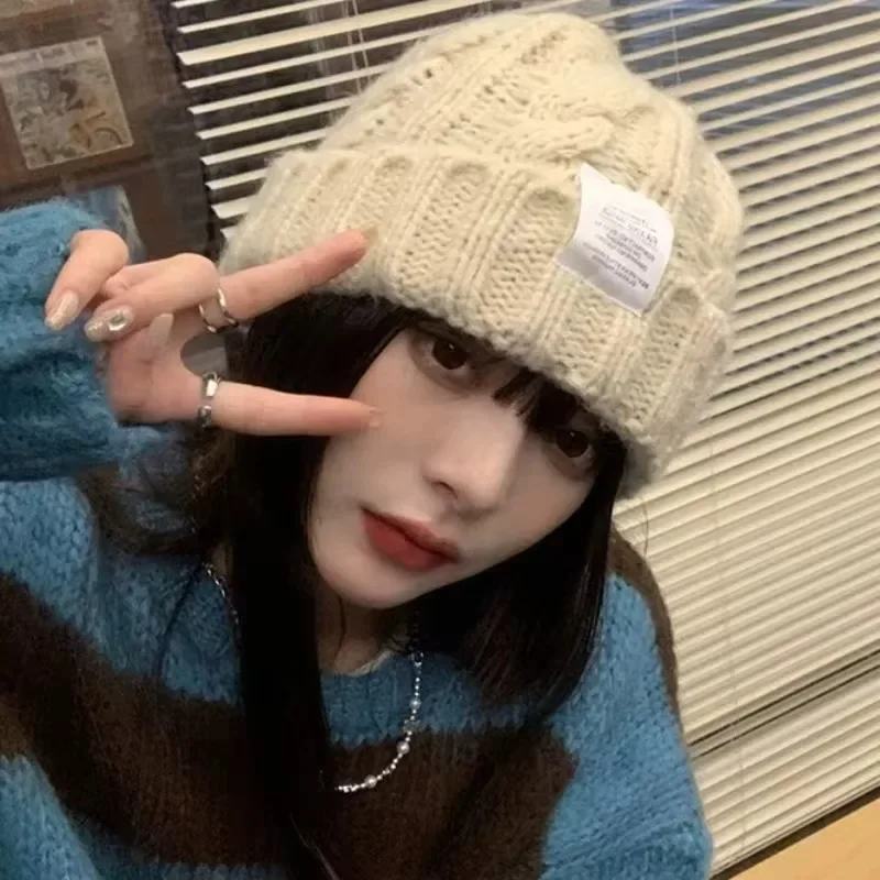 Сплошной цвет вязаная шапка зимняя женская и мужская простая удобная с буквами