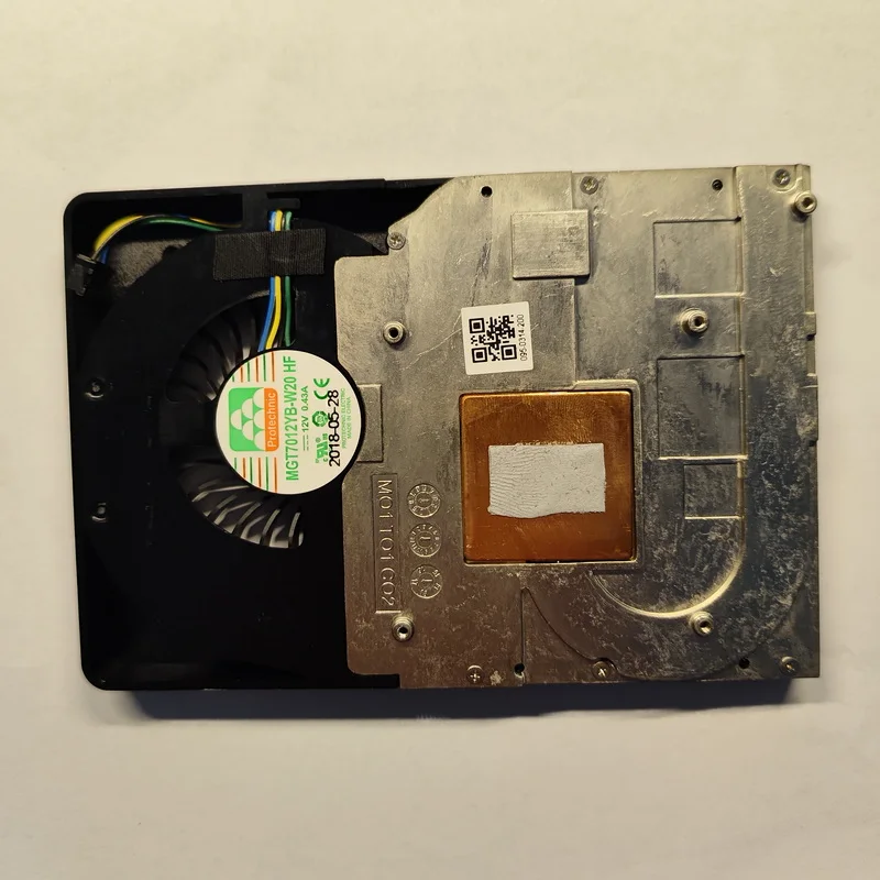 Новый радиатор-кулер для видеокарты Quadro M2000 5 ГБ MGT7012YB-W20 HF DC12V 0 43A