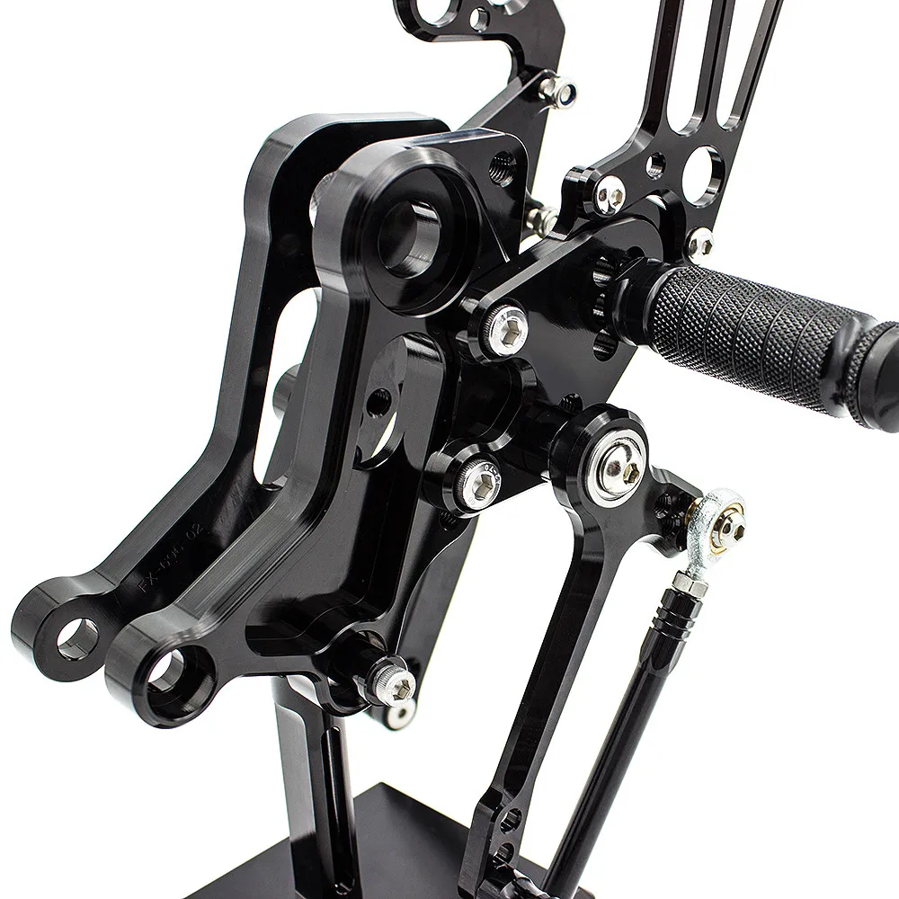 Фото Регулируемые задние подножки Moto Reversed GP Shifter для мотоциклов Ducati Monster S2R S4R S4RS 2003-2008 №5