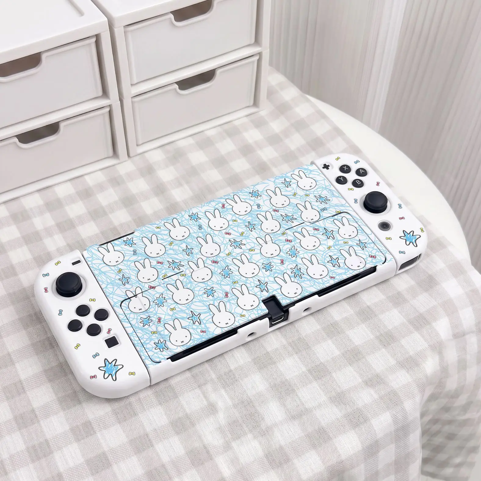 Фото Защитный чехол для игровой консоли Miffy Cartoon Cute Split Switch, противоударный, с жестким корпусом, милый дизайн, аксессуар для игровой приставки OLED №2