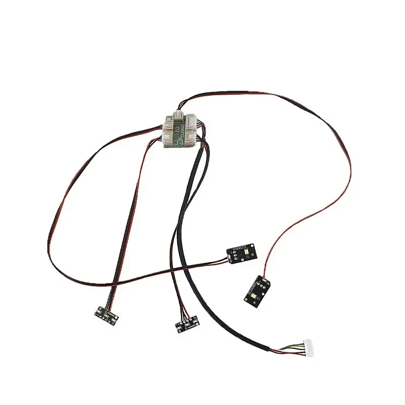 Радиоуправляемый автомобиль MN82 1/12 металлический