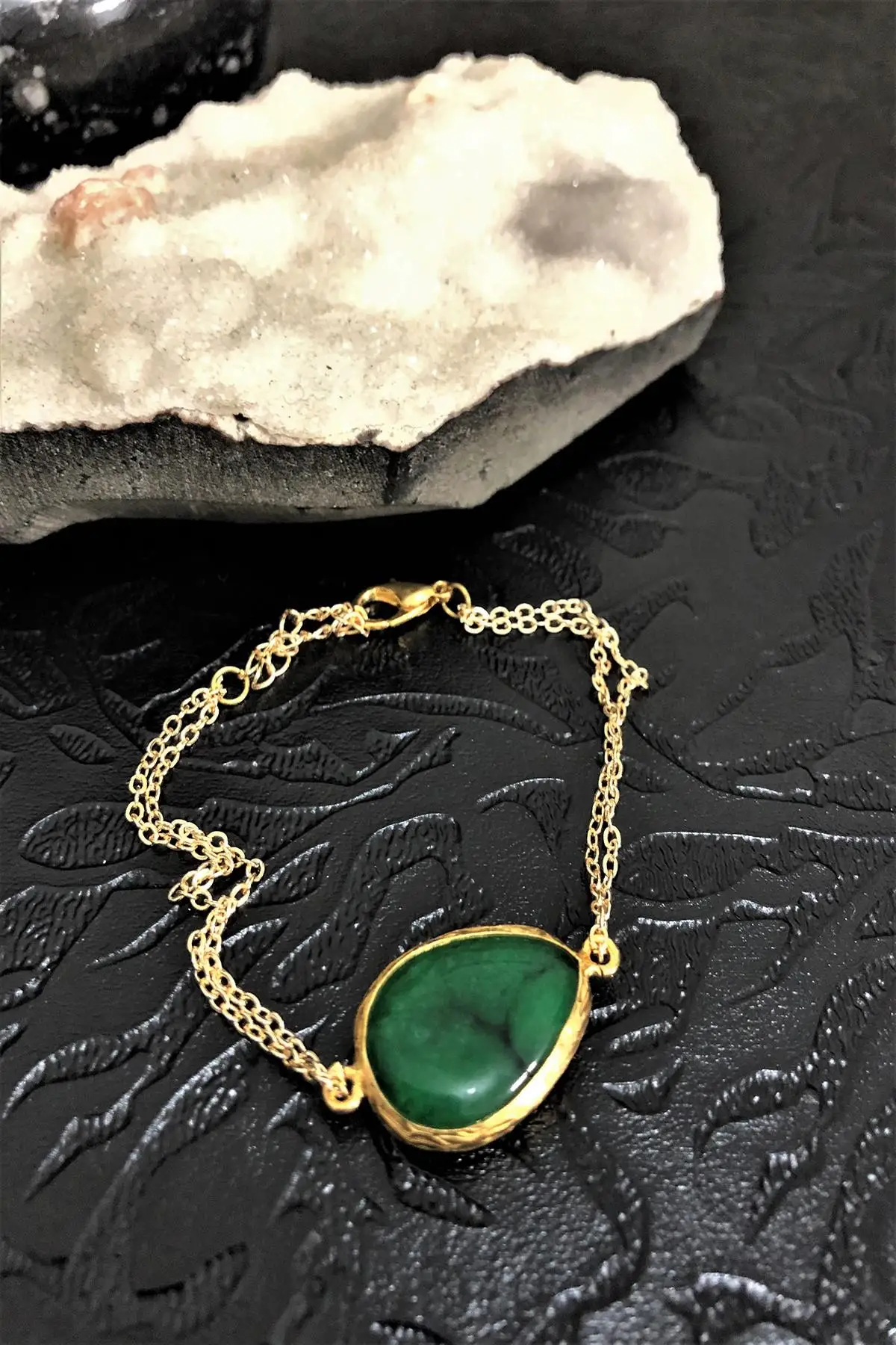 

Natural stone Agate Stone Handmade Gold Plated Women Bangle Dkrb9
