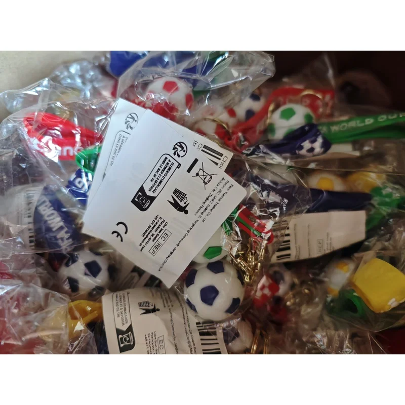 Брелок-подвеска для мини-футбола который является футбольным брелком. Это