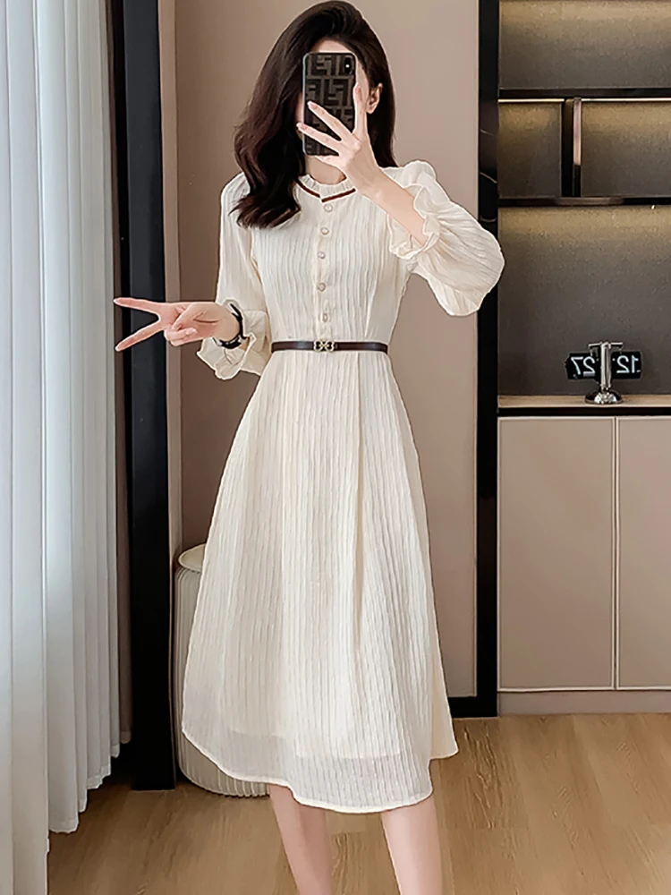 2024 белое платье миди с длинными рукавами и рюшами на воротнике женское