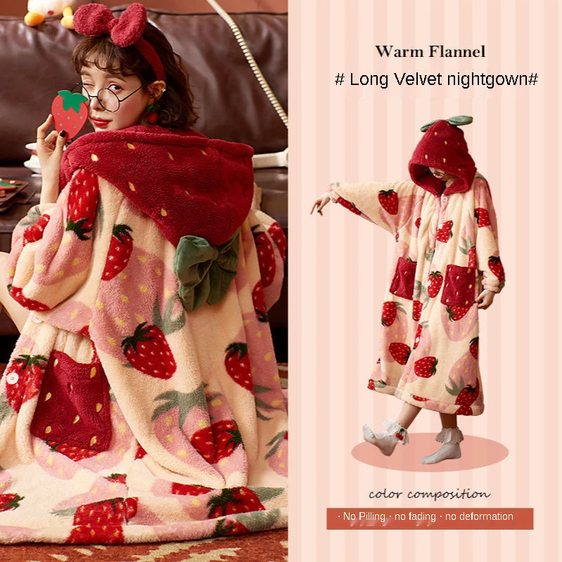 Nightdress Women's Hooded Autumn and Winter Warmth and Thickening Pajamas, Wearing Sweet Strawberry Flannel Robe and Bathrobe