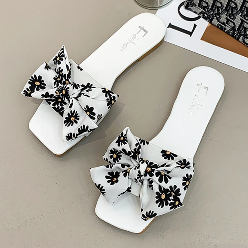 

Bow Tie Design Women Slippers Flat Bottom Non-slip Outdoor Beach Sexy Woman Sandals Soft Cozy Fashion Slides Summer New Shoes
