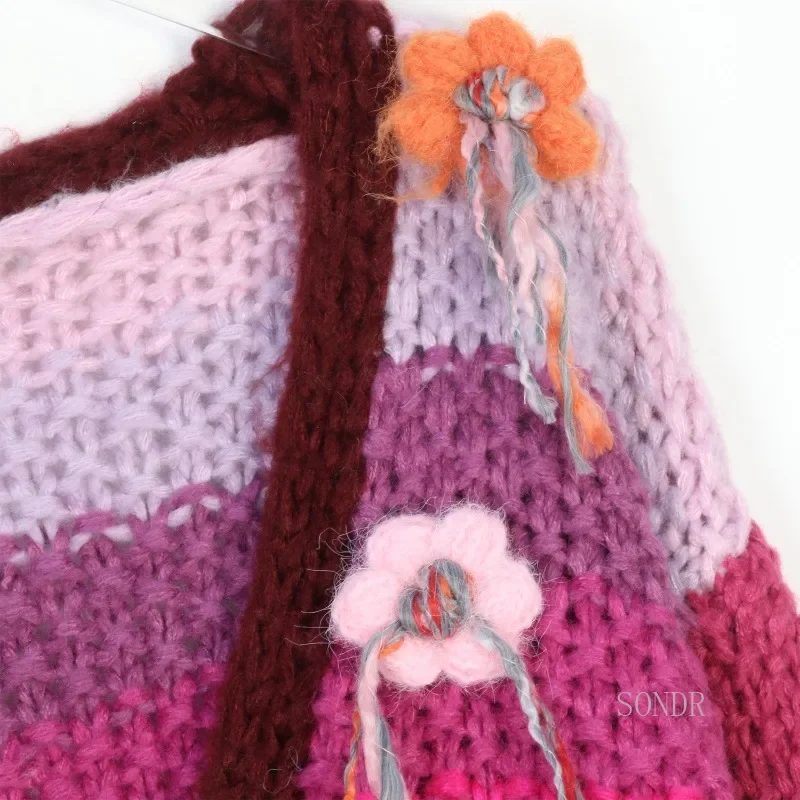 Женский вязаный кардиган SONDR акрил с цветами