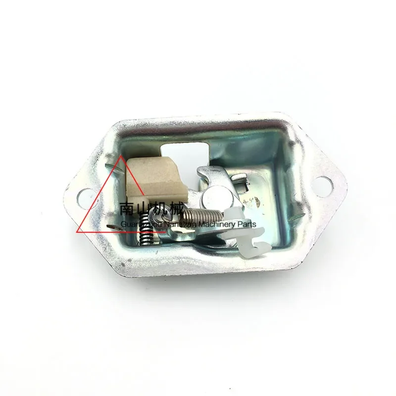 Дверной замок кабины Komatsu PC60-6/120/200-5 сборка внутренняя и внешняя ручки блочный