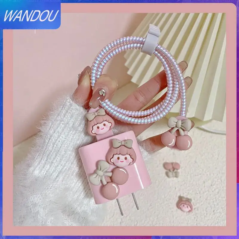 

Breathable Soft Rubber Protective Spring Rope Does Not Affect Charging Protector All-inclusive Soft Rubber Accurate Mold Opening