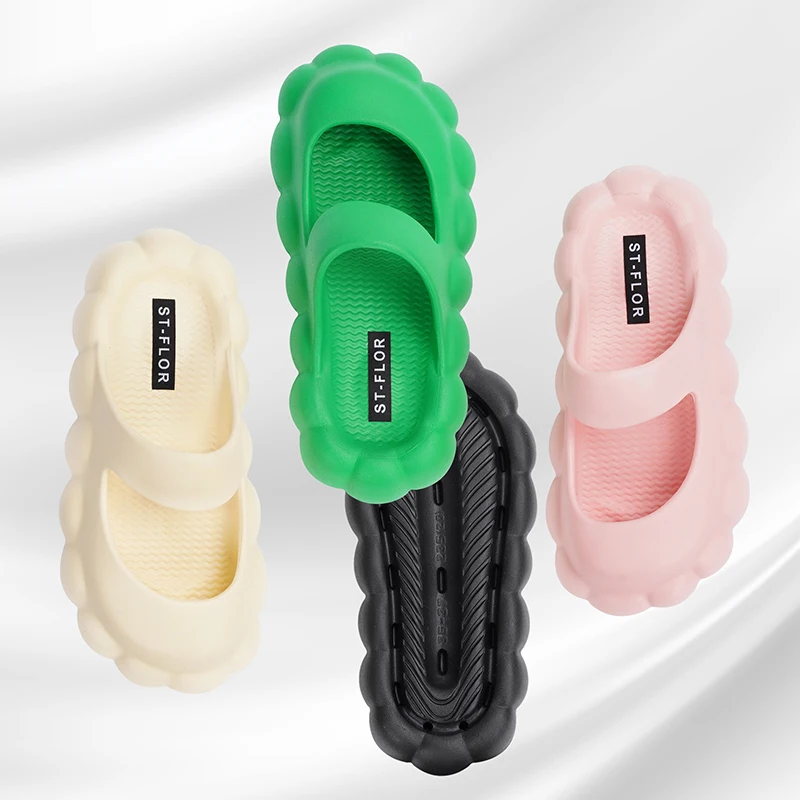 

Big Size Ladies Rubber Slippers 2022 Beach Cloud Slipper Summer Round Toe Female Shoes Gladiator Mules Flip Flops Outside Slides