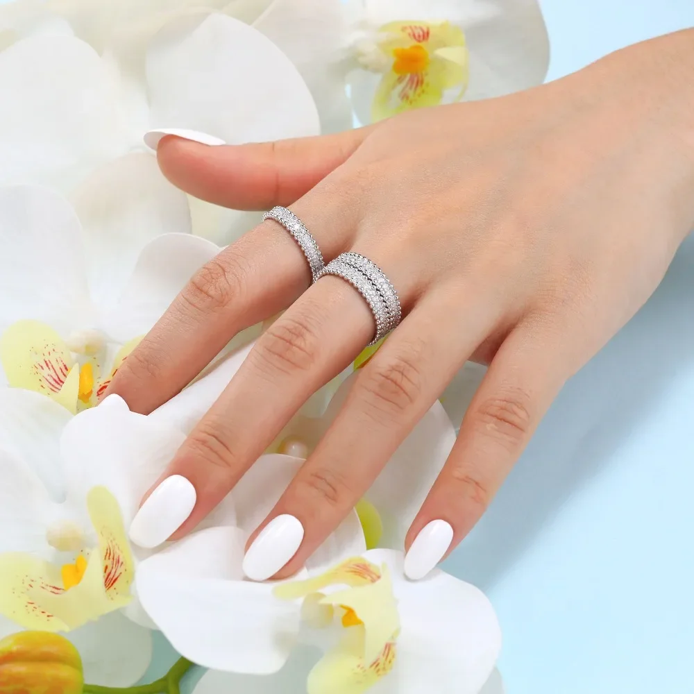 Женское Обручальное кольцо с муассанитом из серебра 925 пробы бриллиантом