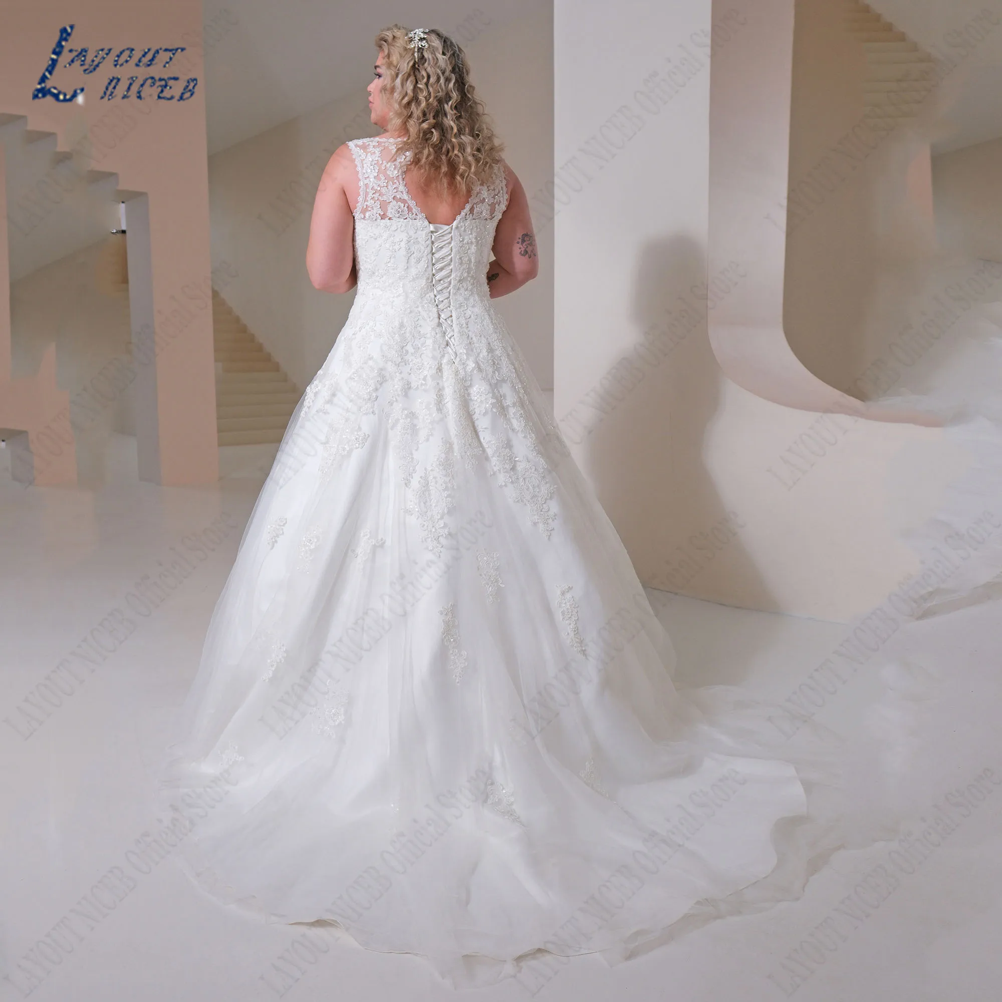 Женское свадебное платье без рукавов с блестками и V-образным вырезомLAYOUT NICEB