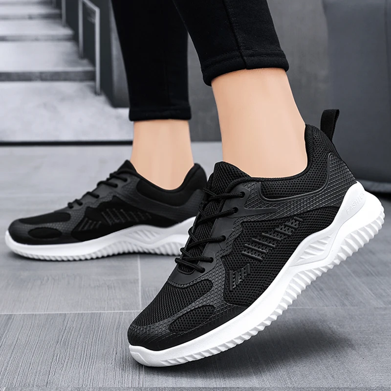 2023 Breathable Women's Vulcanized Shoes Lightweight Women Sneakers Outdoor Anti-slip Female Casual Shoes Summer Soft Flat Shoes