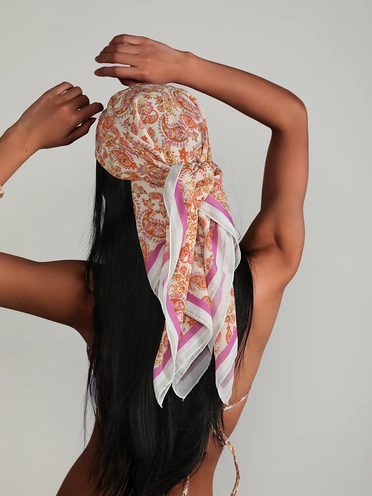 Женская накидка на бикини