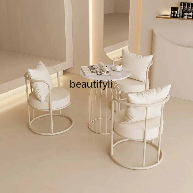 Маленький диван для салона красоты кремовый стиль Искусственный роскошный стол