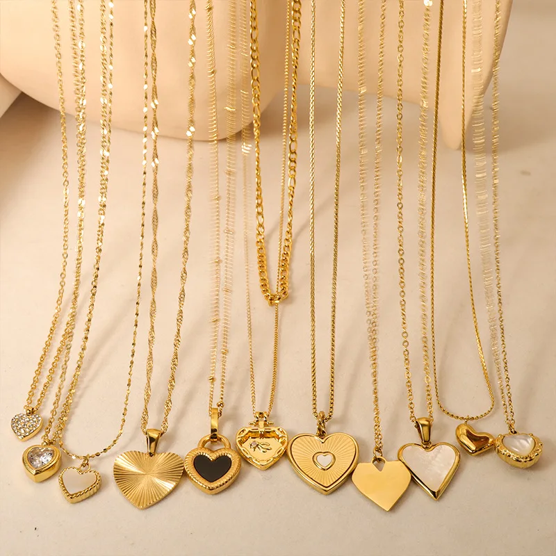 

Love Titanium Steel Necklace 2023 Japan and South Korea Hundreds of Light Luxury Simple Pendant Necklace Wholesale Hot Sale