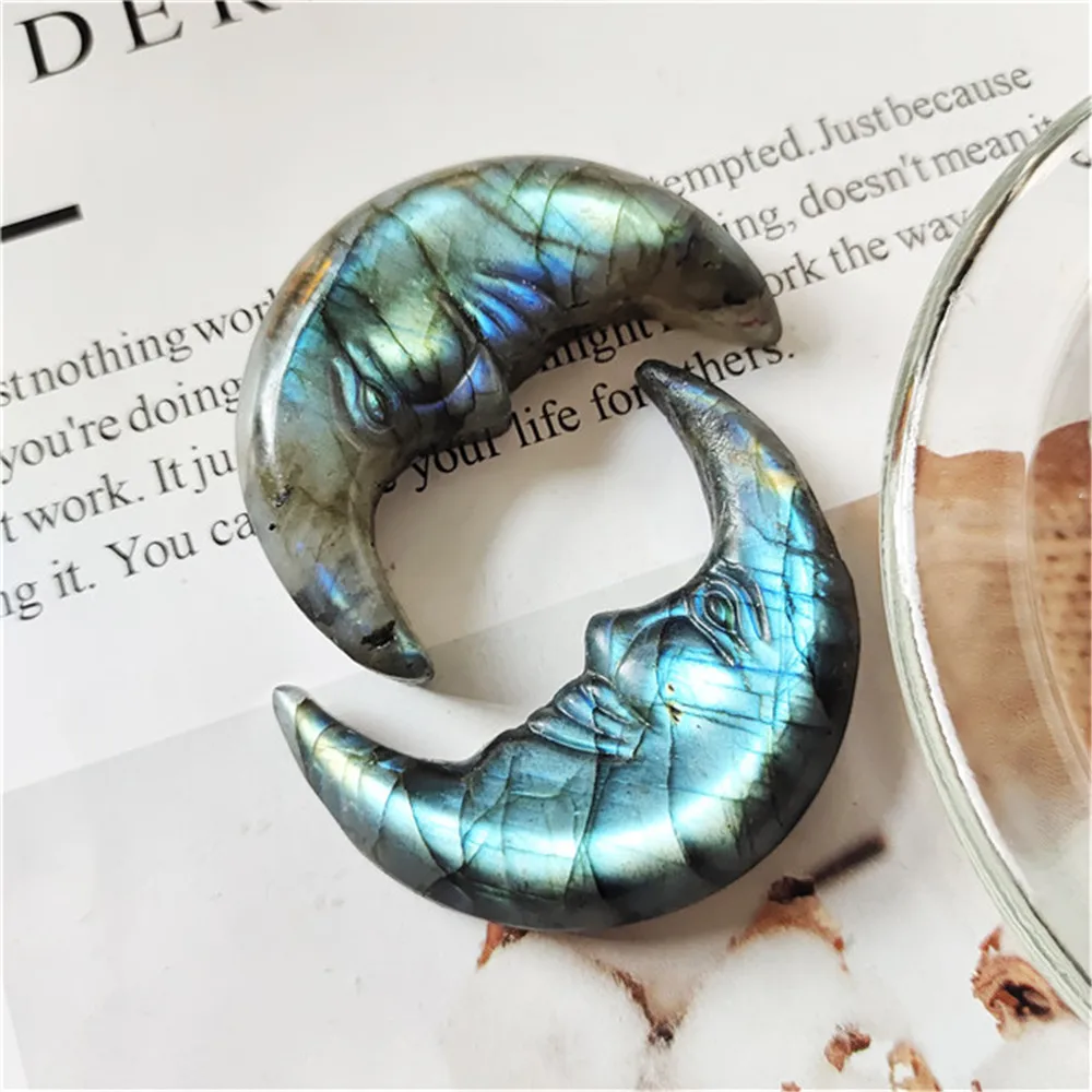 

New Arrivals Premium Healing Crystals Ornaments Natural Blue Flash Labradorite Crystal Moonstone Figurines Moon Face For Sale