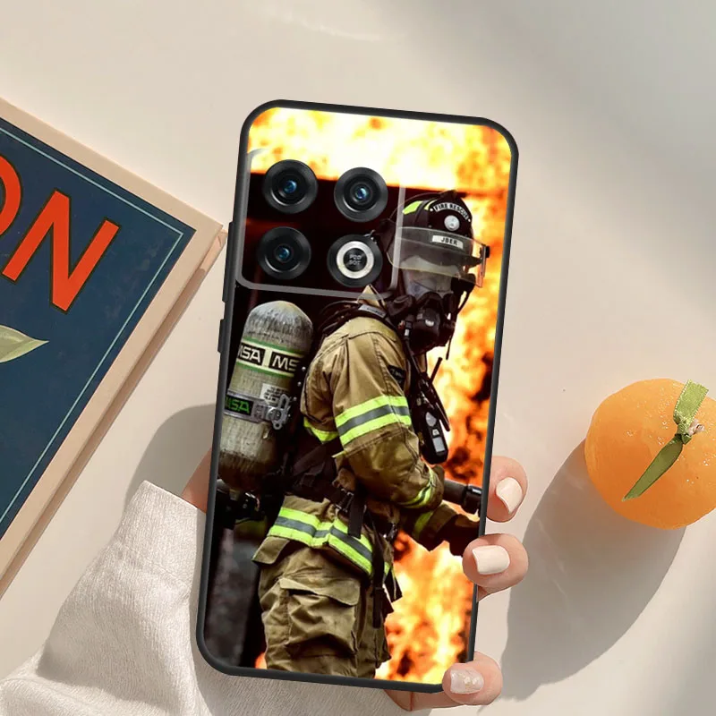 Фото Чехол Firefighter Heroes Fireman Cool Case для OnePlus 13R 12R 10R 13T 10T 11 12 13 15 OnePlus Nord 5 CE 2 3 4 Lite N20 N30 №4