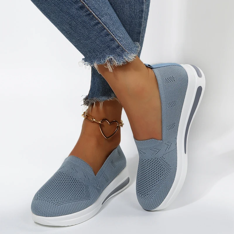 

2022 Women's Sneakers Round Toe Slip-On Casual Female Vulcanized Shoes Solid Mesh Breathable Zapatillas De Verano Para Mujer
