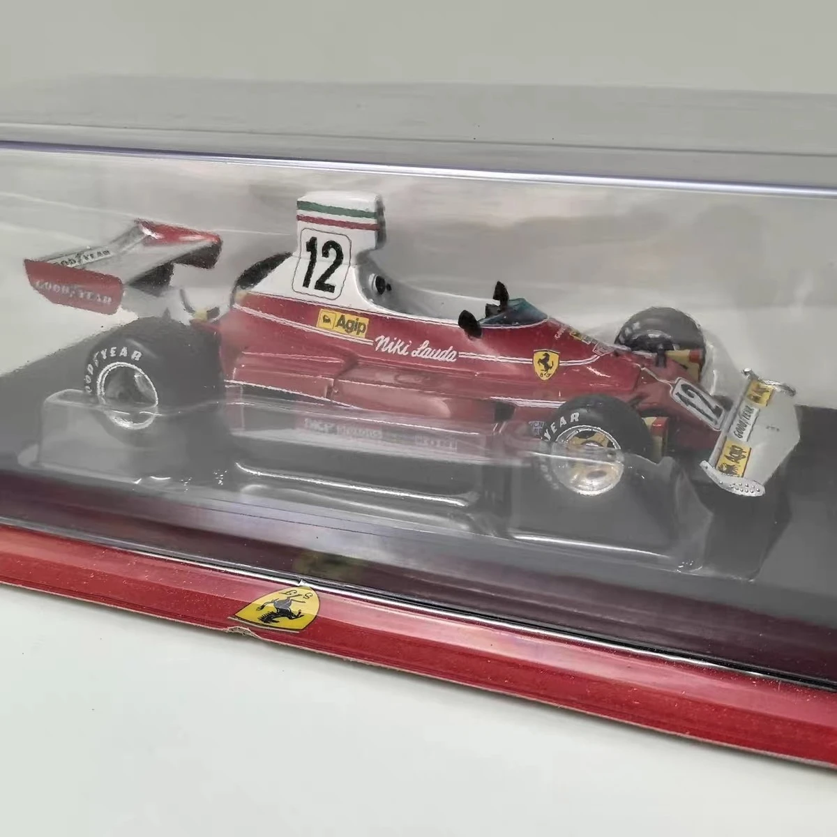 Фото Модель IXO 1:24 FERRARI 312T из литого металла # Модель легкового автомобиля 1975 года выпуска, 12-й серии. №3